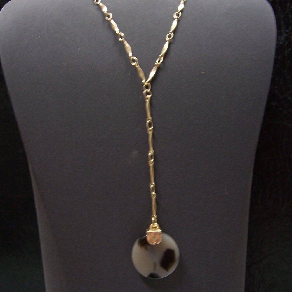Gold 16 in Neclase & Bengle Set by: Canvas